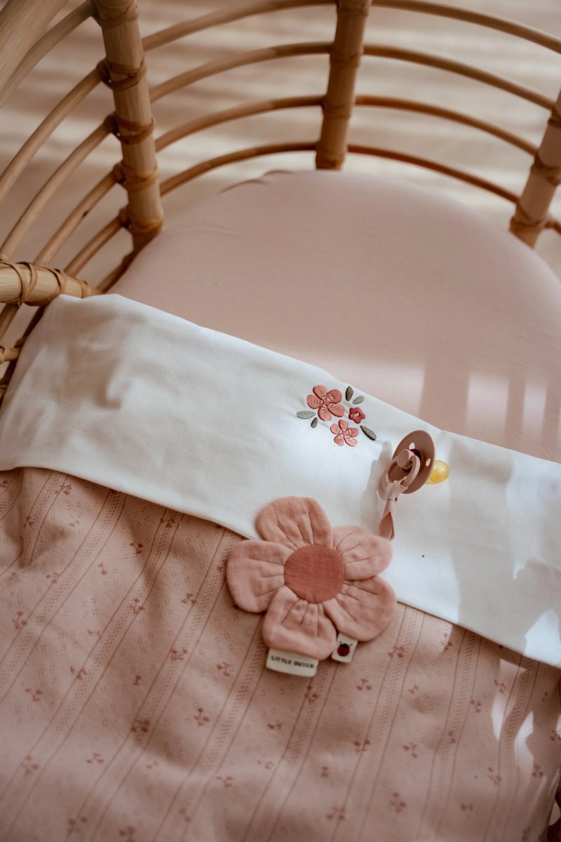 Little Dutch vaikiškos lovelės užtiesalas „Pure Blossom“ 110×140 cm - Image 3