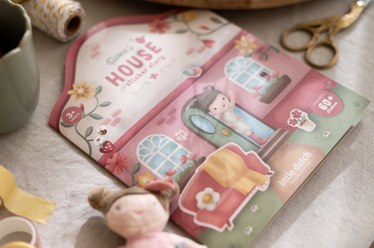 Little Dutch daugkartinio naudojimo lipdukų knygelė „Rosa ir draugai“ - Image 6