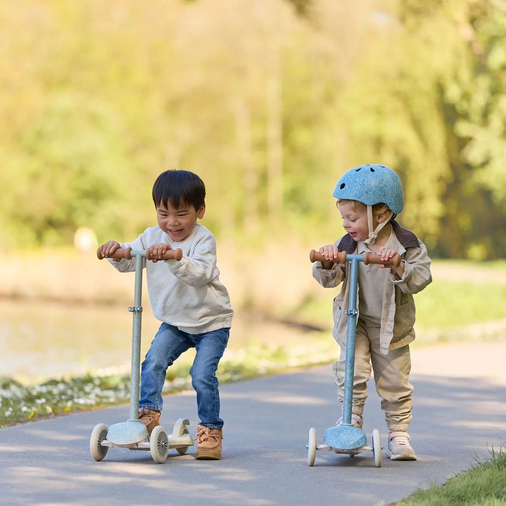 Little Dutch paspirtukas,mėlynas - Image 2