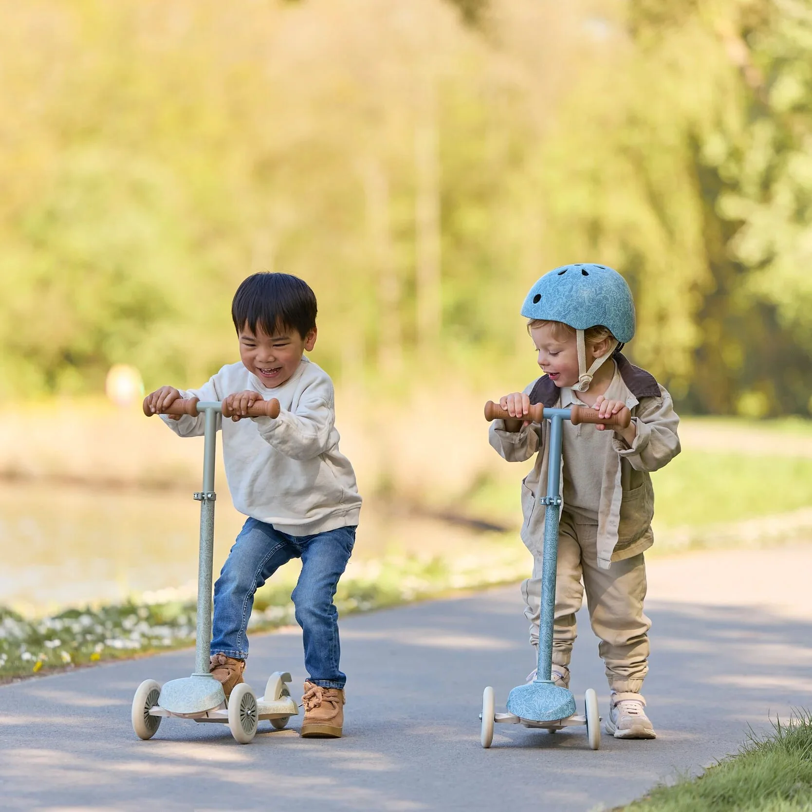 Little Dutch paspirtukas,žalias - Image 2